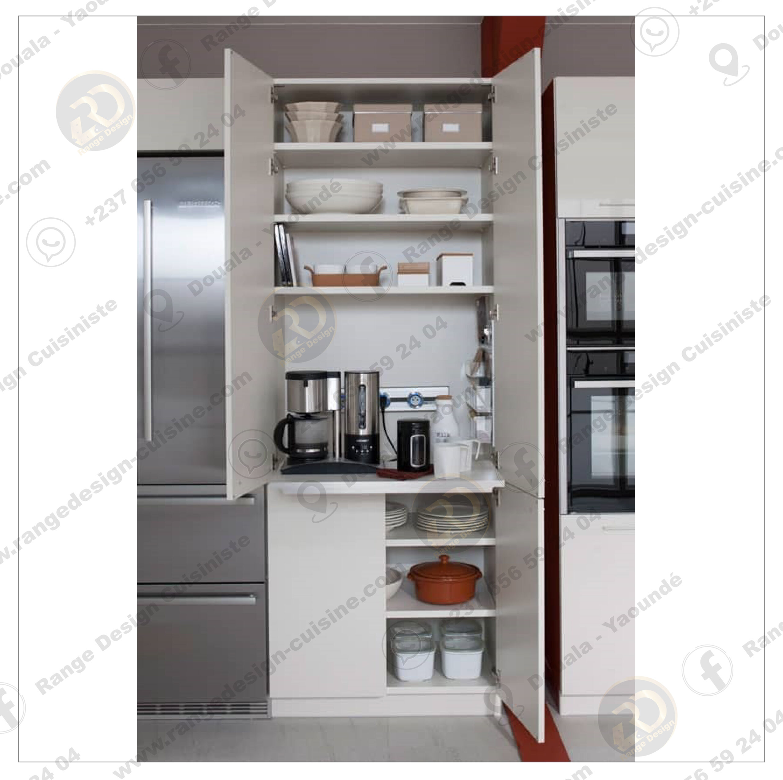 Rangement de cuisine intégrée, marque Schmidt